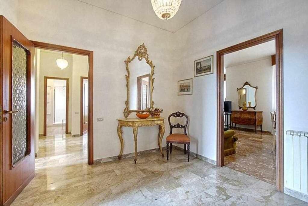 Frati Bigi With Two Bedrooms And Parking Florencie Exteriér fotografie