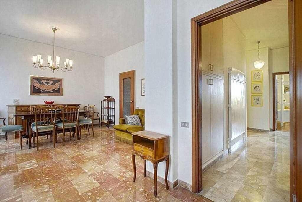Frati Bigi With Two Bedrooms And Parking Florencie Exteriér fotografie